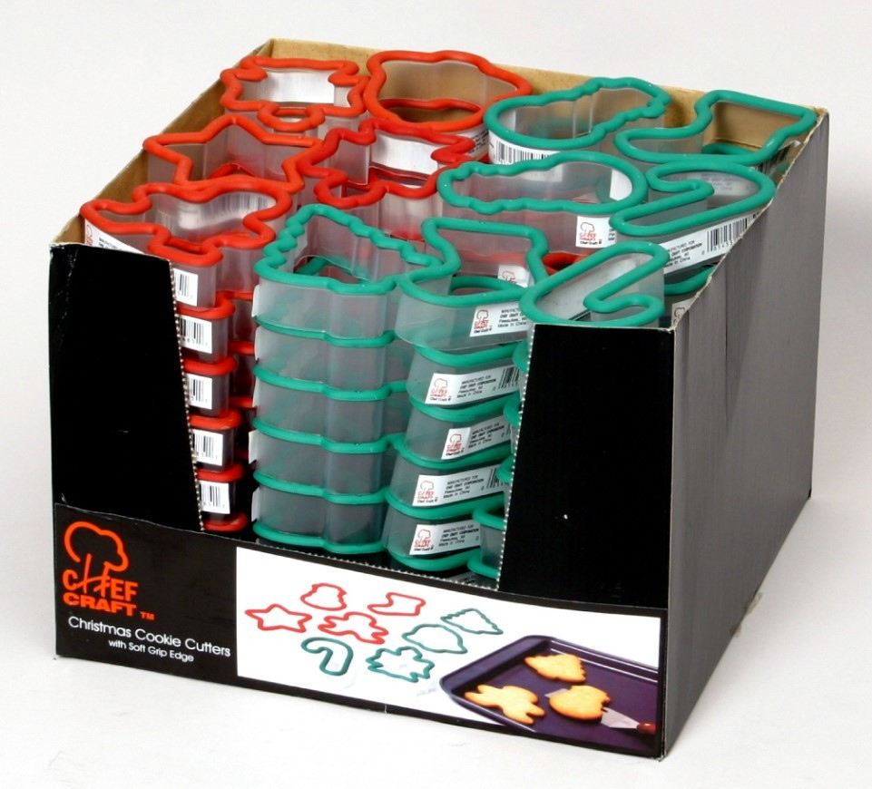 Wholesale Christmas Cookie Cutters - Red &amp;amp; Green, 3.5&amp;quot; - Dollardays for Common Christmas Cookie Cutter Shape Crossword