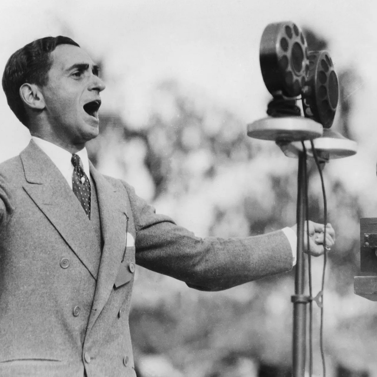 Tragedy Struck Composer Irving Berlin On Christmas Day Years Later He Would Write One Of The All Time Holiday Classics 180987920